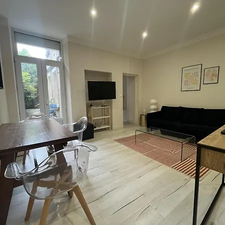 2 Personnes - Daire Angers
