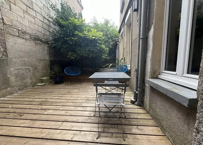 2 Personnes - * Angers